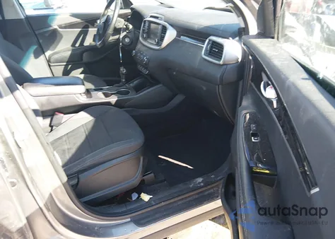 2017 Kia Sorento 2.4L Lx from USA, damaged, VIN 5XYPG4A33HG216876